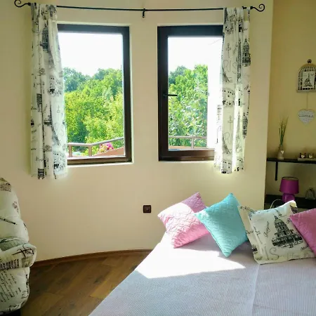 In Golden Sands Park Near The Sea Appartement *